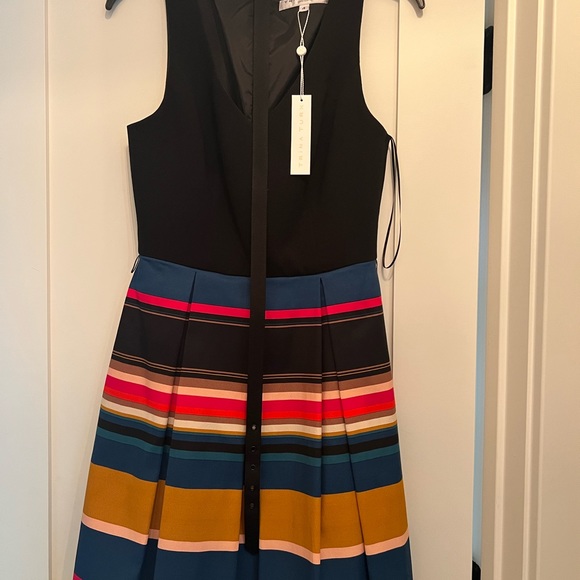 Trina Turk Cocktail Dress size 4 - Picture 2 of 5